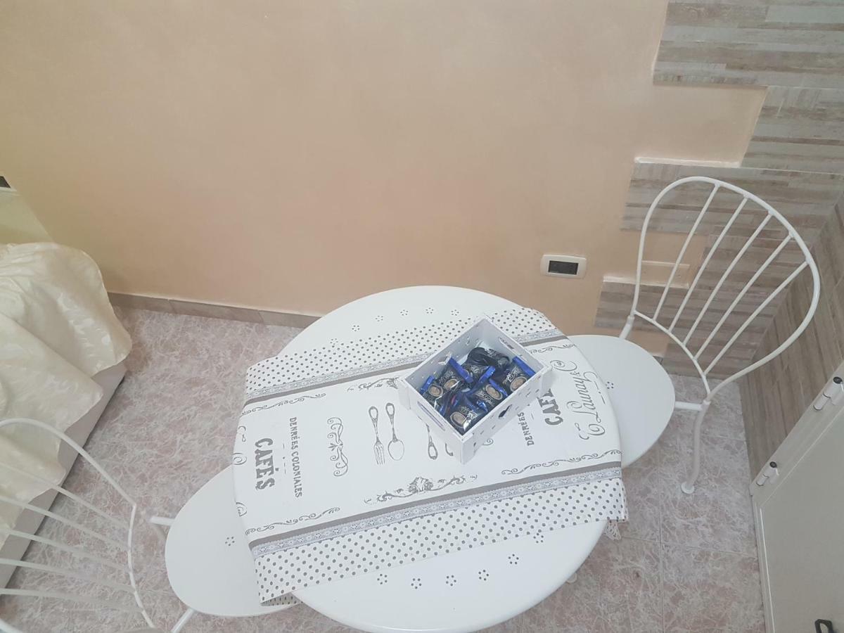 דירות Impero Apartament אוסטוני מראה חיצוני תמונה